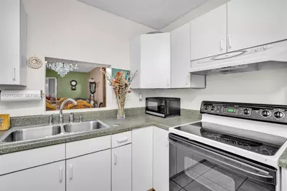 16901 NE 13th Ave #303, Miami, FL 33162 - Photo 22