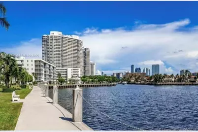3020 Marcos Dr #S103, Aventura, FL 33160 - Photo 4