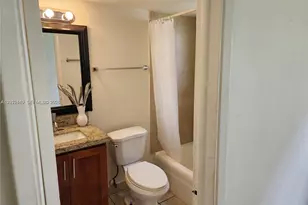 241 SE 9th Ave, Pompano Beach, FL 33060 - Photo 4