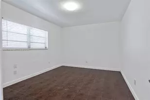 645 NE 77th St, Miami, FL 33138 - Photo 14
