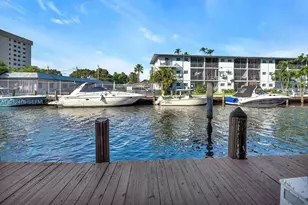 645 NE 77th St, Miami, FL 33138 - Photo 20