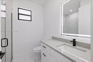 1032 Candlelight Dr, Other City - In The State Of Florida, FL 33974 - Photo 28