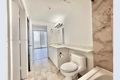 170 SE 14th St #2906, Miami, FL 33131 - Photo 12