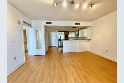 170 SE 14th St #2906, Miami, FL 33131 - Photo 8