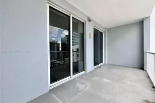 170 SE 14th St, Miami, FL 33131 - Photo 20