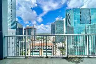 170 SE 14th St, Miami, FL 33131 - Photo 28
