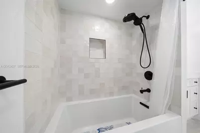 1621 Collins Ave #PH1002, Miami Beach, FL 33139 - Photo 10