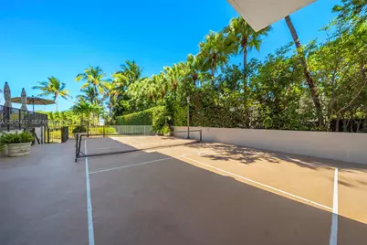 1621 Collins Ave #PH1002, Miami Beach, FL 33139 - Photo 30