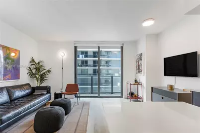 55 SW 9th St #3402, Miami, FL 33130 - Photo 1