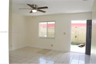 701 SW 15th Ave #1, Fort Lauderdale, FL 33312 - Photo 2