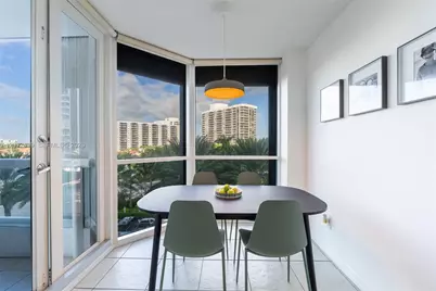 21055 Yacht Club Dr #605, Aventura, FL 33180 - Photo 8