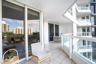 21055 Yacht Club Dr, Aventura, FL 33180 - Photo 14