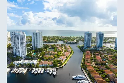 21055 Yacht Club Dr #605, Aventura, FL 33180 - Photo 4