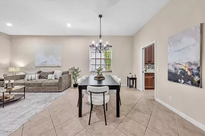 1634 Sandpiper Cir, Weston, FL 33327 - Photo 10