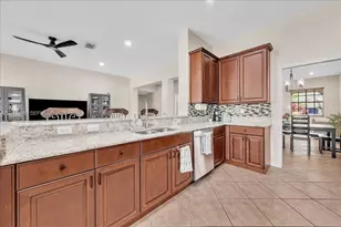 1634 Sandpiper Cir, Weston, FL 33327 - Photo 22