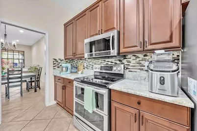 1634 Sandpiper Cir, Weston, FL 33327 - Photo 24