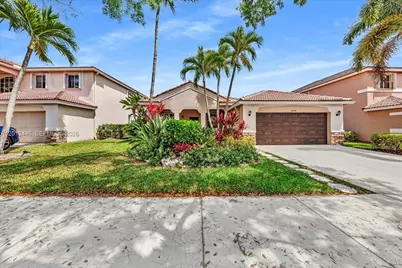 1634 Sandpiper Cir, Weston, FL 33327 - Photo 4