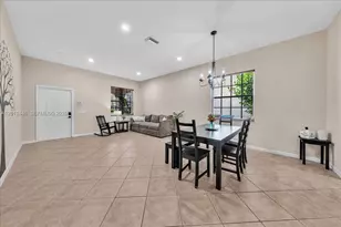 1634 Sandpiper Cir, Weston, FL 33327 - Photo 10
