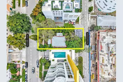 452 NE 30th St, Miami, FL 33137 - Photo 2
