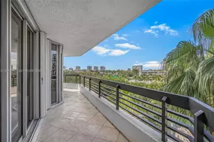 3500 Mystic Pointe Dr, Aventura, FL 33180 - Photo 28