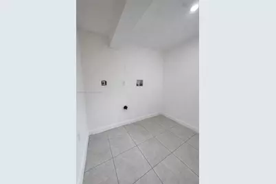 1861 NW 112th St, Miami, FL 33167 - Photo 16