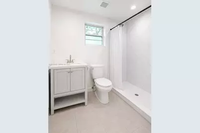 1861 NW 112th St, Miami, FL 33167 - Photo 8