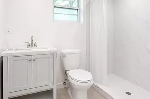 1861 NW 112th St, Miami, FL 33167 - Photo 8