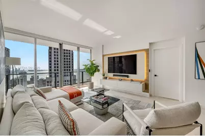 68 SE 6th St #3407, Miami, FL 33131 - Photo 1