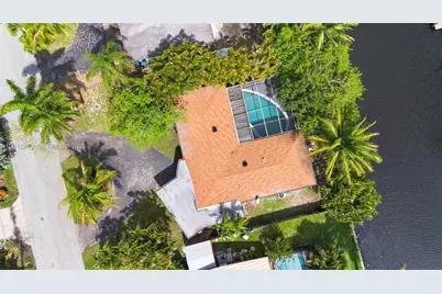 1930 NW 33rd St, Oakland Park, FL 33309 - Photo 44