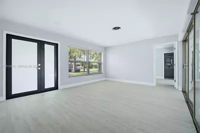 1930 NW 33rd St, Oakland Park, FL 33309 - Photo 10