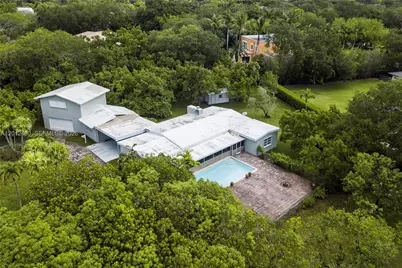 10851 SW 68th Ave, Pinecrest, FL 33156 - Photo 2