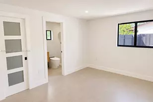 2024 NW 10th Ave, Fort Lauderdale, FL 33311 - Photo 18