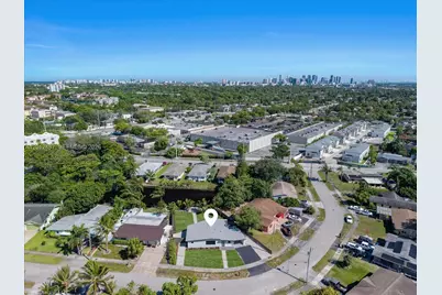 2024 NW 10th Ave, Fort Lauderdale, FL 33311 - Photo 8