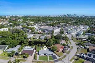 2024 NW 10th Ave, Fort Lauderdale, FL 33311 - Photo 8