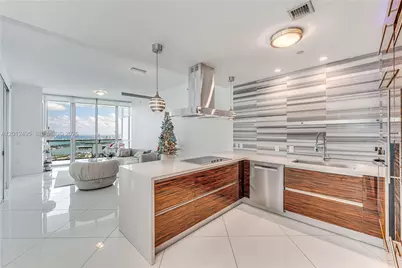 1100 Biscayne Blvd #5702, Miami, FL 33132 - Photo 16