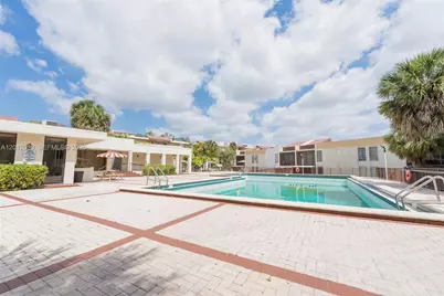 8870 Fontainebleau Blvd #312, Miami, FL 33172 - Photo 1