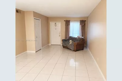 15619 SW 73rd Cir Ter #10-9, Miami, FL 33193 - Photo 4