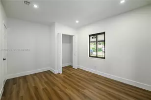 220 NW 144th St, Miami, FL 33168 - Photo 14