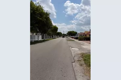 1656 W 57th Ter, Hialeah, FL 33012 - Photo 1