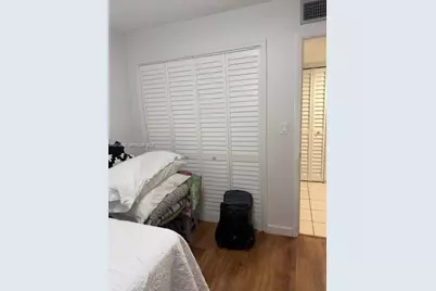 1656 W 57th Ter, Hialeah, FL 33012 - Photo 16