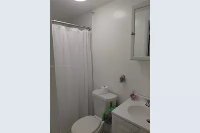 2140 NW 1st Ter, Miami, FL 33125 - Photo 14