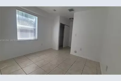 520 SW 5th St #304, Miami, FL 33130 - Photo 22