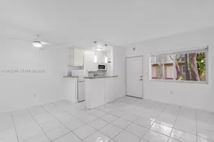 6330 SW 79th St, South Miami, FL 33143 - Photo 8