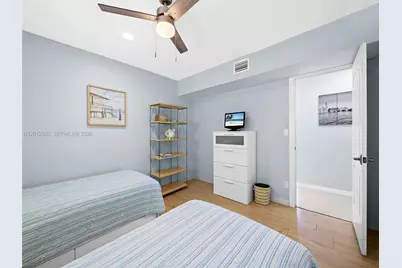 1251 Lincoln St, Hollywood, FL 33019 - Photo 10