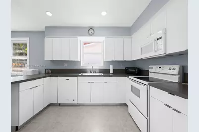 1251 Lincoln St, Hollywood, FL 33019 - Photo 8