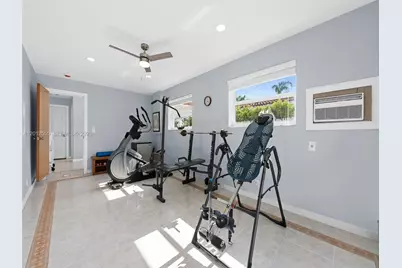 1251 Lincoln St, Hollywood, FL 33019 - Photo 16
