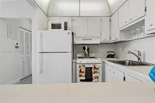 1801 S Surf Rd, Hollywood, FL 33019 - Photo 20