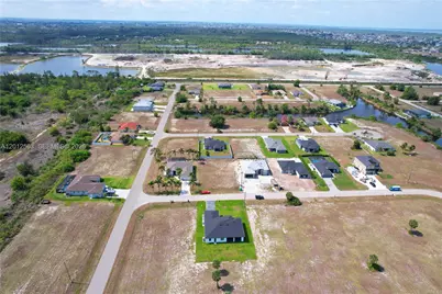 3605 NW 38th Ln, Cape Coral, FL 33399 - Photo 8
