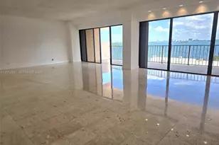 1800 NE 114th St, Miami, FL 33181 - Photo 8