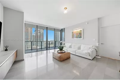 68 SE 6th St #1904, Miami, FL 33131 - Photo 2